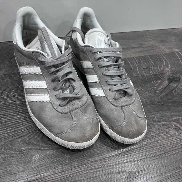 Adidas Gazelle Gray and White Sneakers - Picture 2 of 7